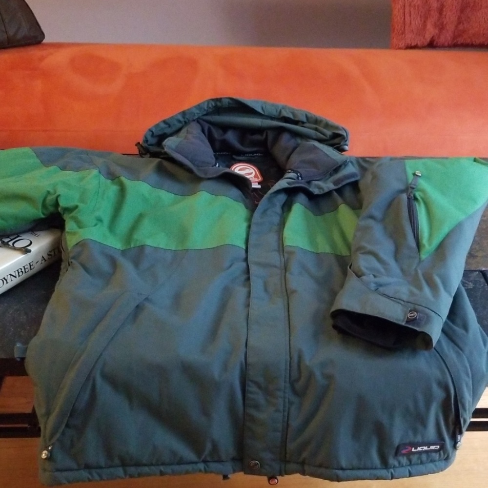Men's Insulated Green & Dark Green Winter Jacket